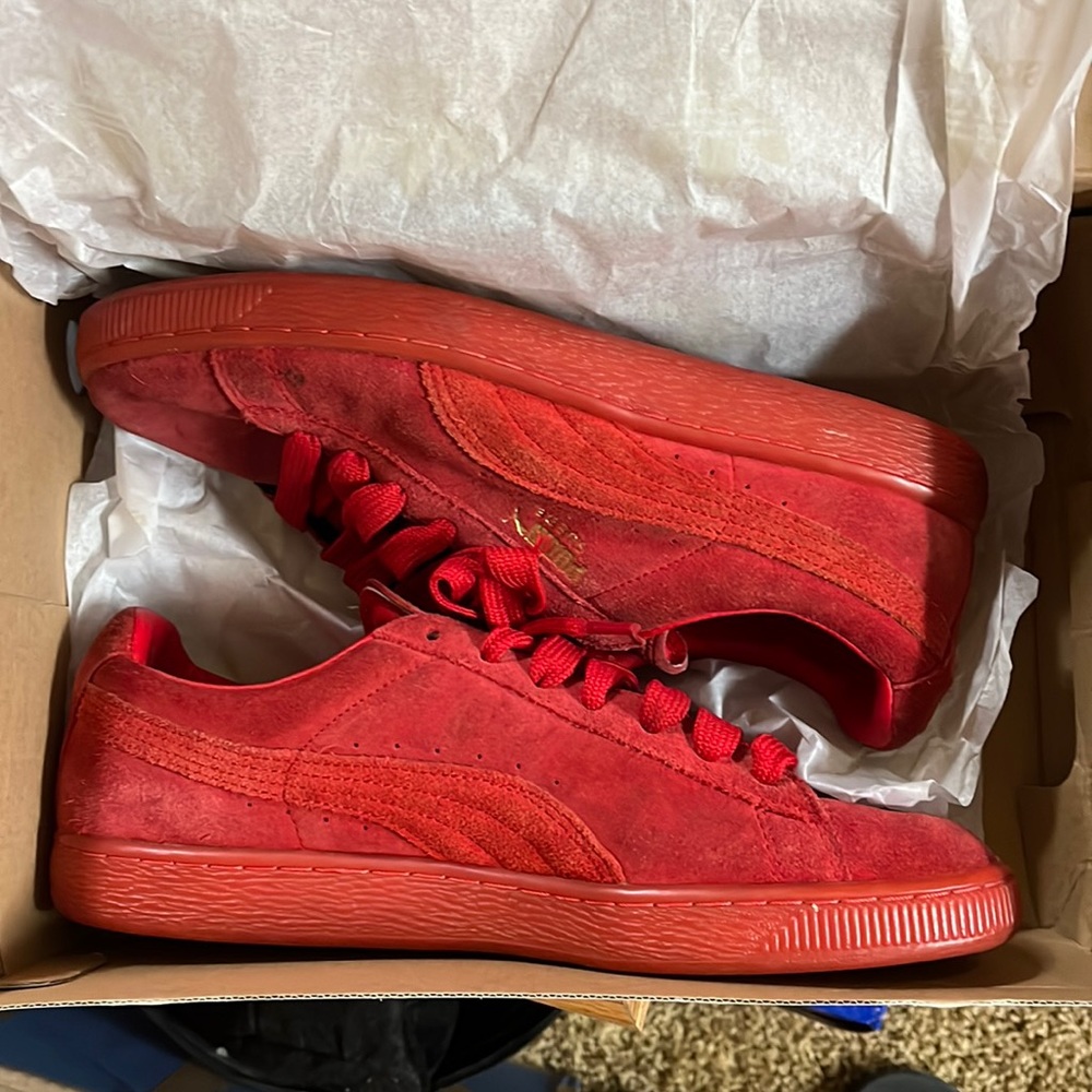 Red puma! Size 9.5